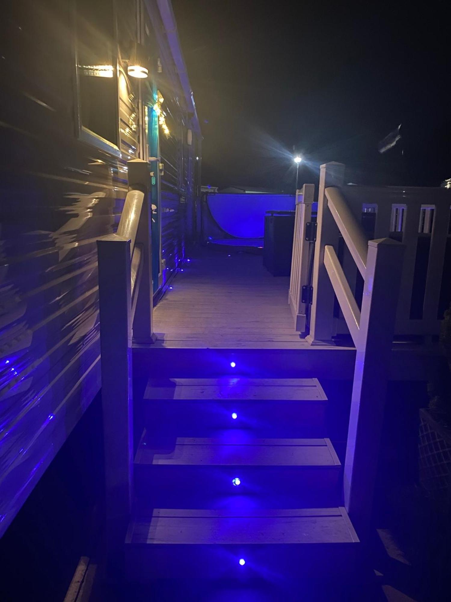 Tattershall Lakes Kingfisher Caravan 8 Berth With Hot Tub & Wifi Dış mekan fotoğraf