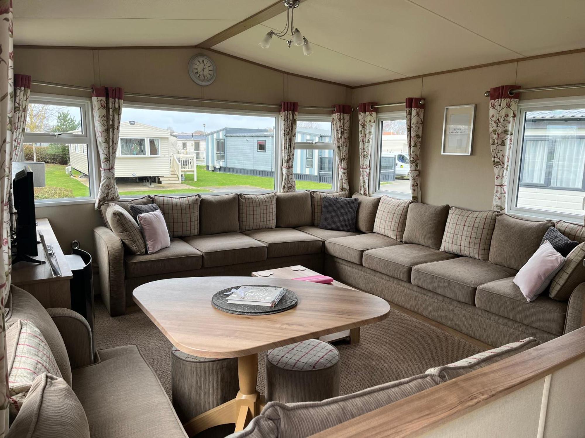 Tattershall Lakes Kingfisher Caravan 8 Berth With Hot Tub & Wifi Dış mekan fotoğraf